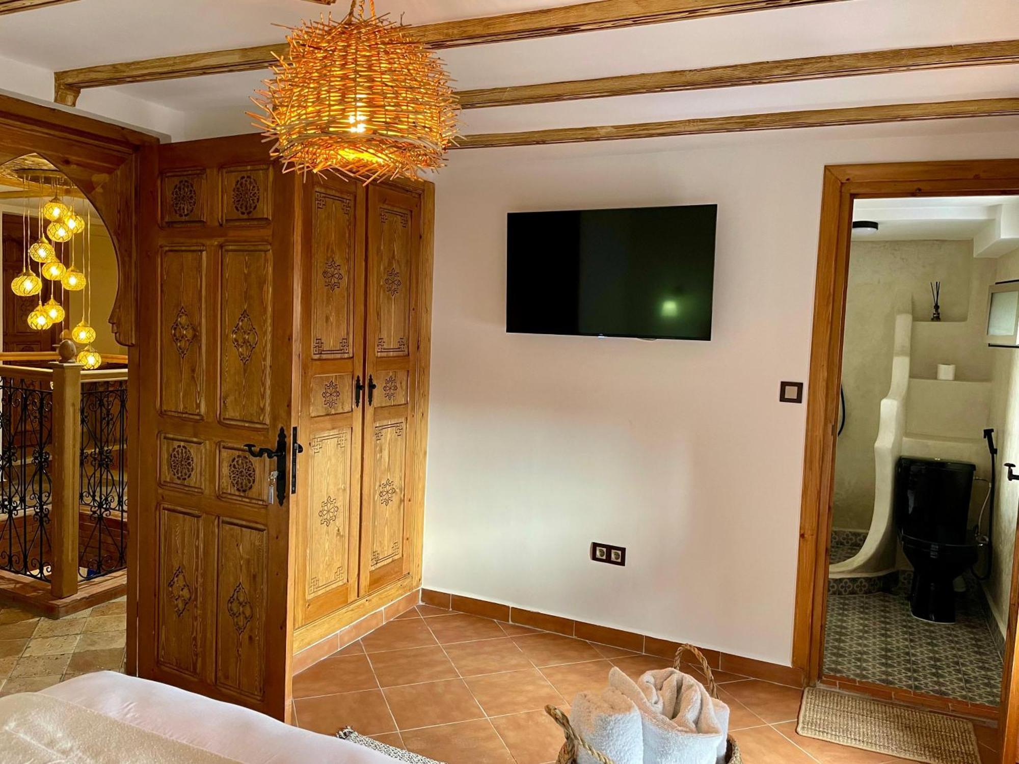 Hotel Abi Khancha Chefchaouen Exterior photo